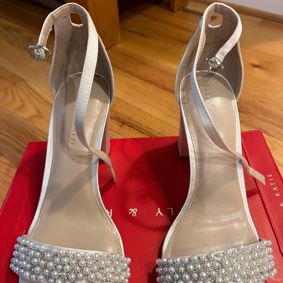 Kelly & Katie Silver Pearl Embellished Heels - Picture 5 of 5
